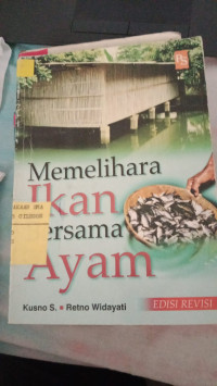 Image of Memelihara ikan bersama ayam